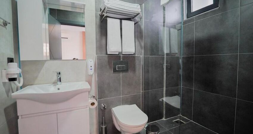 BLUE SERENİTY HOTEL