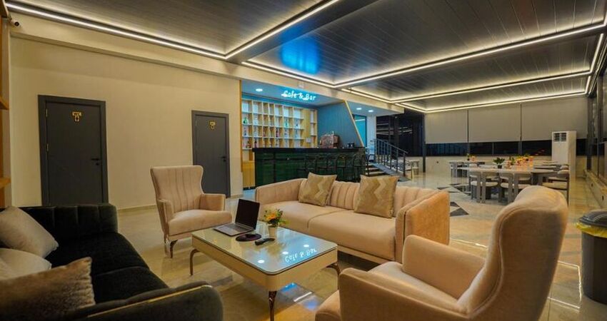 BLUE SERENİTY HOTEL