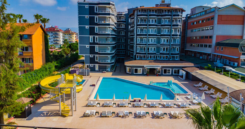 CLOVER MAGİC PARK BEACH